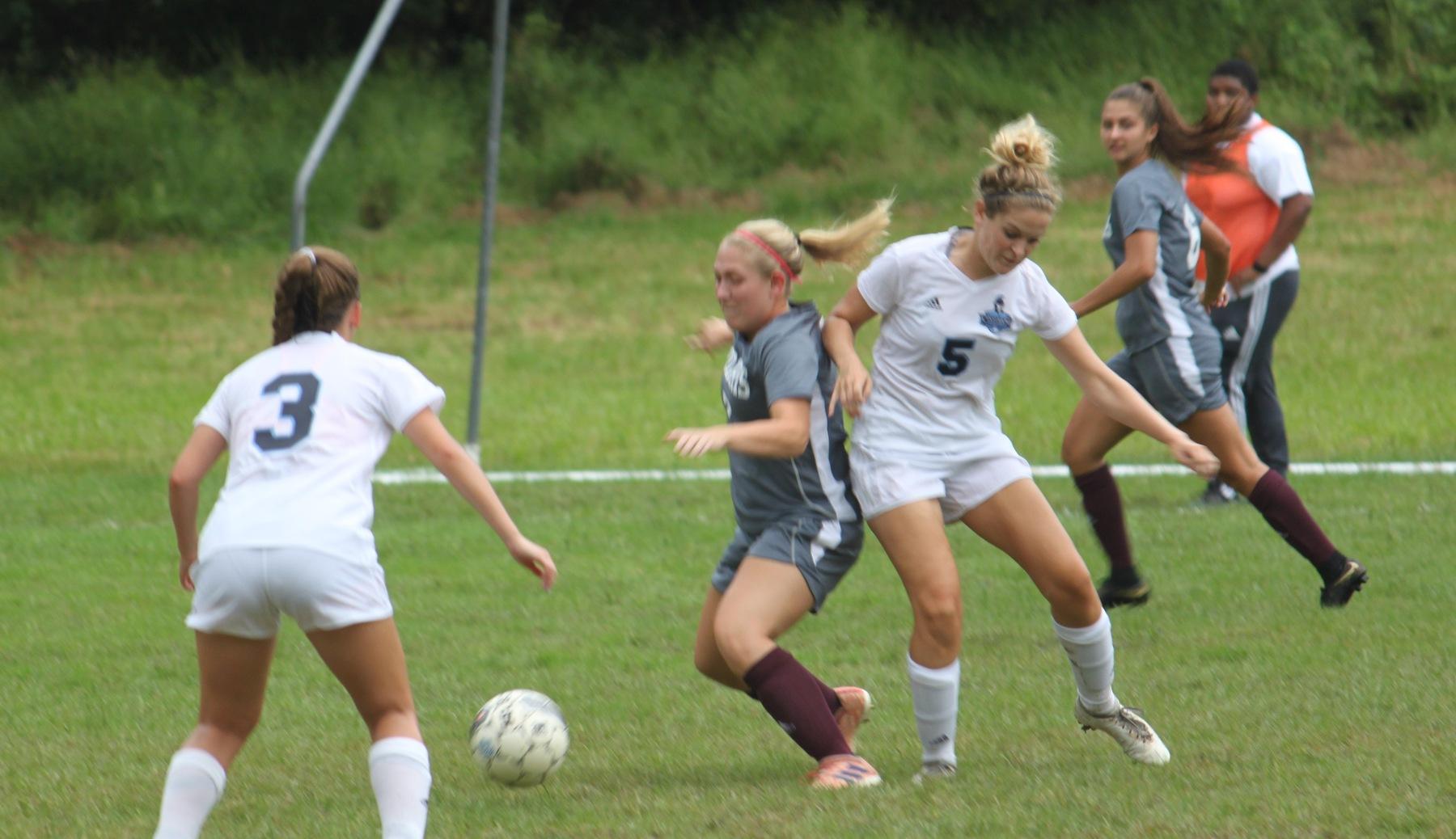 Women's Soccer Falls to Nationally Ranked Union